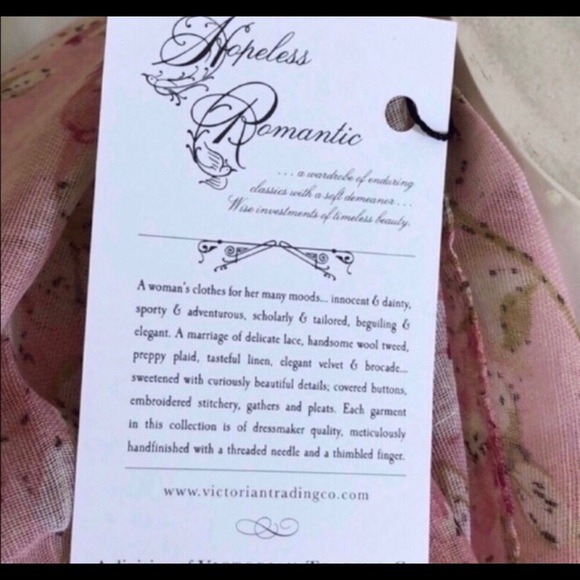 NWT HOPELESS ROMANTIC infinity scarf GIFT TRENDING - Picture 5 of 10